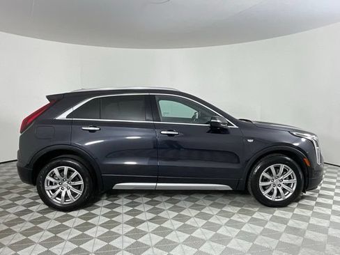 Used 2023 Cadillac XT4 Premium Luxury FWD image 4