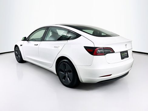 Used 2023 Tesla Model 3 Standard Range image 5