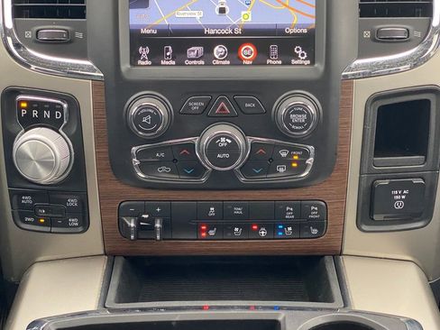 Used 2014 RAM 1500 Laramie w/ Convenience Group image 27