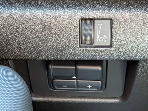 Used 2023 Chevrolet Colorado Z71 w/ Advanced Trailering Package image 17