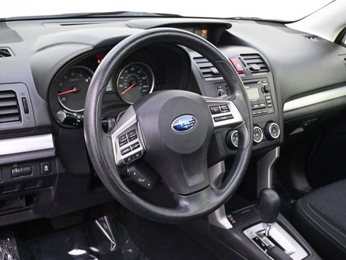 Used 2014 Subaru Forester 2.5i Premium w/ Popular Package #2 AWD/4WD image 9