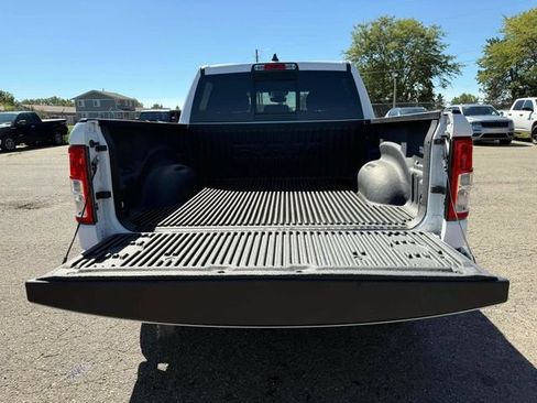 Used 2023 RAM 1500 Big Horn AWD/4WD image 11