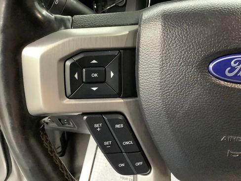 Used 2019 Ford F150 Platinum image 14