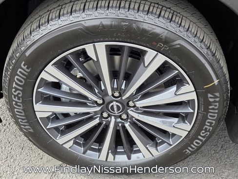 New 2026 Nissan Pathfinder Platinum image 5