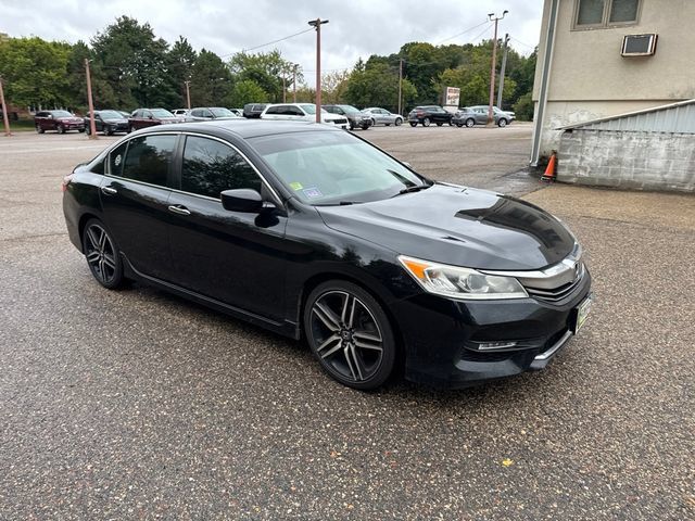 Used 2017 Honda Accord Sport image 2