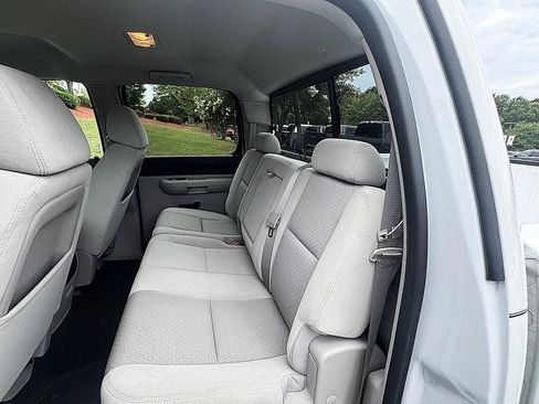 Used 2007 Chevrolet Silverado 1500 LT w/ Safety Package RWD image 11
