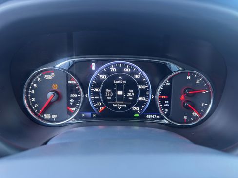 Used 2023 GMC Acadia Denali w/ Denali Ultimate Package image 8