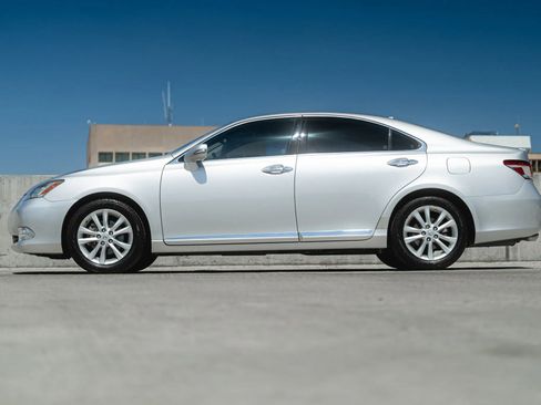 Used 2010 Lexus ES 350 ES 350 Sedan 4D image 13