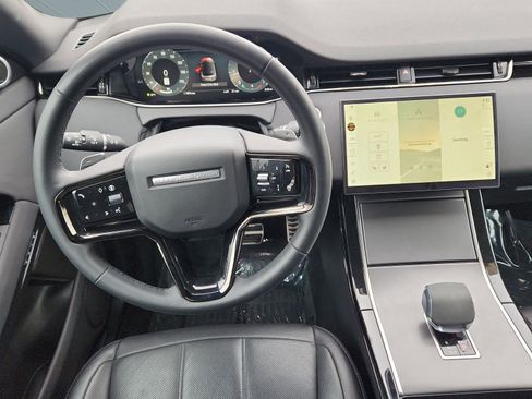 Used 2024 Land Rover Range Rover Evoque Dynamic SE image 12