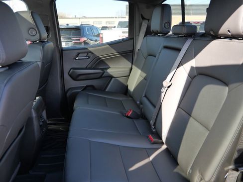 New 2026 GMC Canyon Elevation w/ Convenience Package image 30