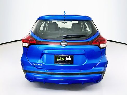 Used 2024 Nissan Kicks S image 7