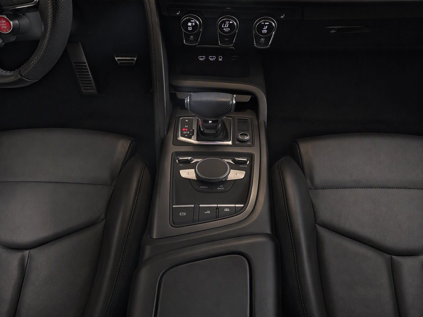Used 2018 Audi R8 V10 AWD/4WD image 17