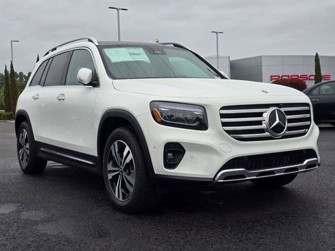 New 2026 Mercedes-Benz GLB 250 4MATIC image 8