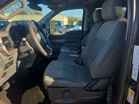 Used 2022 Ford F150 XLT w/ XTR Package image 23
