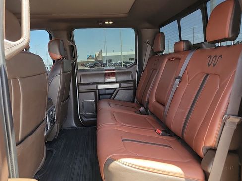 Used 2022 Ford F250 King Ranch w/ King Ranch Ultimate Package AWD/4WD image 16