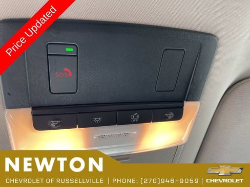 Used 2025 Nissan Pathfinder SL AWD/4WD image 24