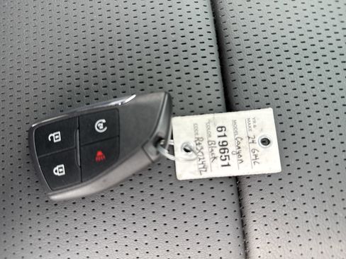 Used 2024 GMC Canyon Denali AWD/4WD image 22