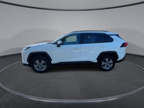 Used 2025 Toyota RAV4 XLE image 10