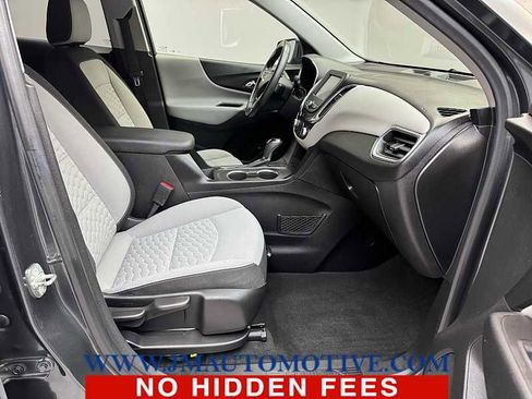 Used 2018 Chevrolet Equinox LT image 19
