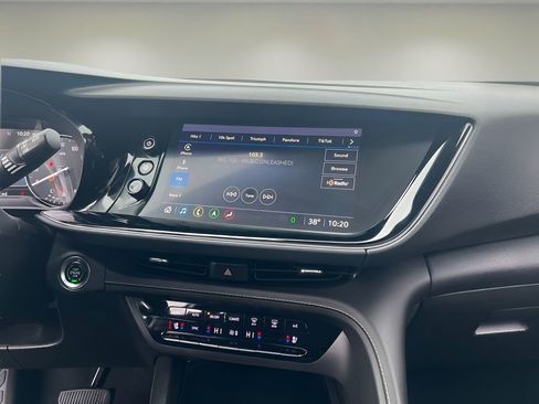 Used 2021 Buick Envision Avenir image 16