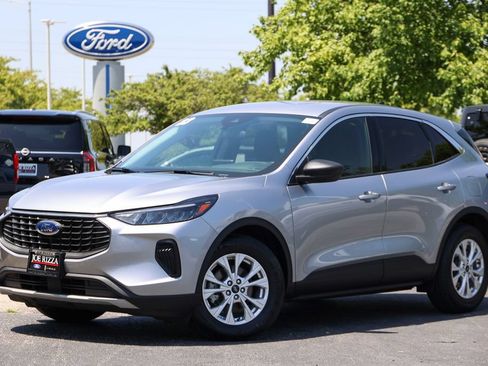 Used 2023 Ford Escape Active FWD image 1