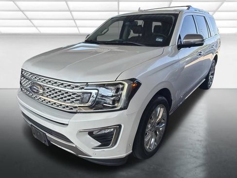 Used 2019 Ford Expedition Platinum RWD image 5