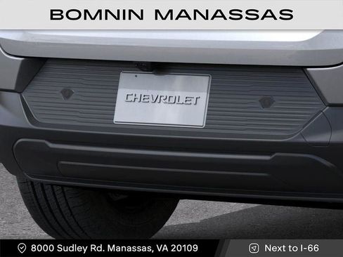 New 2026 Chevrolet Equinox EV LT image 14