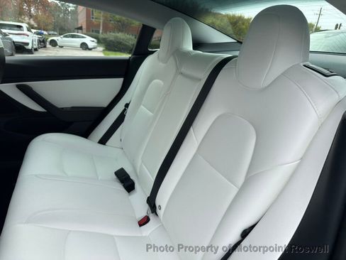 Used 2018 Tesla Model 3 Long Range AWD/4WD image 18