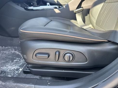 New 2026 Buick Envista Avenir image 12