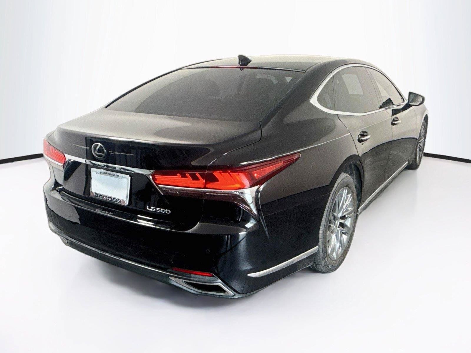 Used 2018 Lexus LS 500 w/ Accessory Package (Z2) RWD image 5