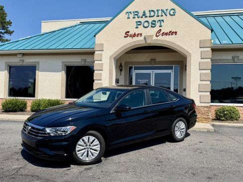 Used 2019 Volkswagen Jetta FWD image 3