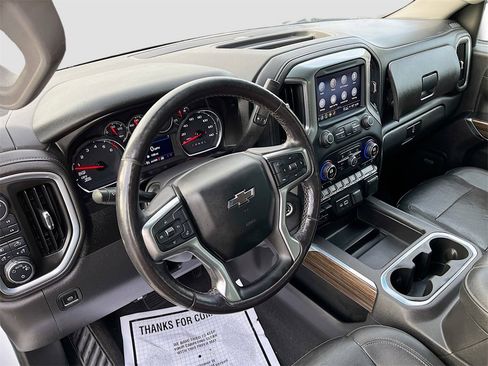 Used 2021 Chevrolet Silverado 1500 LT Trail Boss w/ Convenience Package II image 9