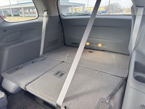 Used 2015 GMC Acadia SLE image 14