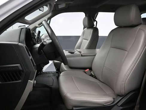 Used 2019 Ford F250 XL w/ Power Equipment Group image 24