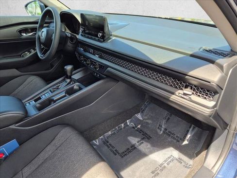 Used 2023 Honda Accord EX image 21