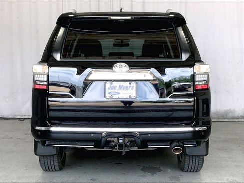 Used 2014 Toyota 4Runner Limited RWD image 3