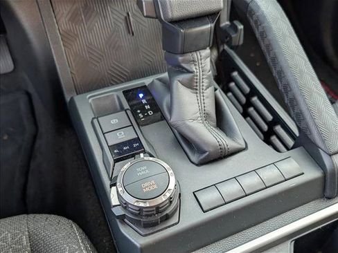 Used 2025 Toyota 4Runner SR5 image 12