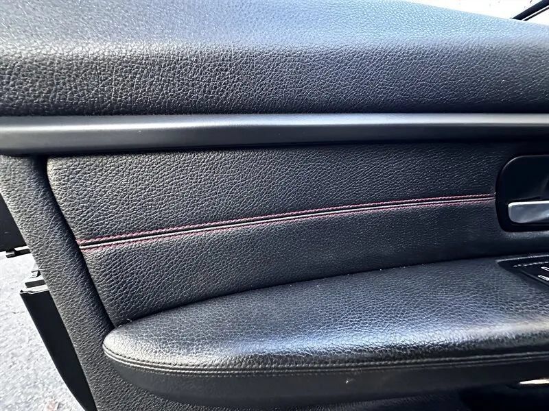 Used 2012 BMW 335i Sedan RWD image 38