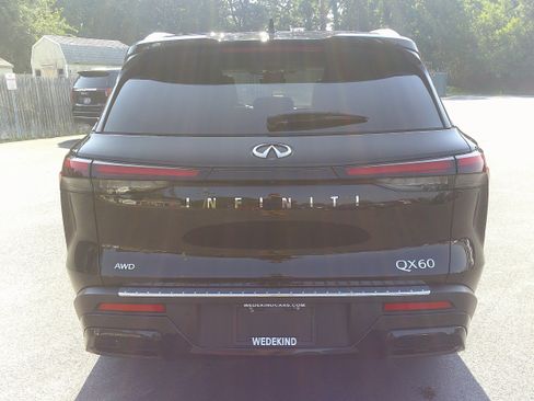 Used 2023 INFINITI QX60 Luxe w/ Cargo Package AWD/4WD image 7