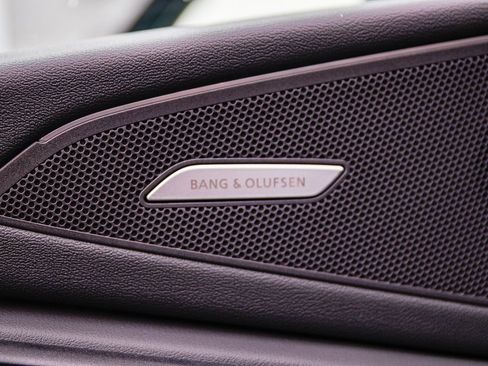 Certified 2025 Audi Q6 e-tron Premium Plus w/ Premium Plus image 25