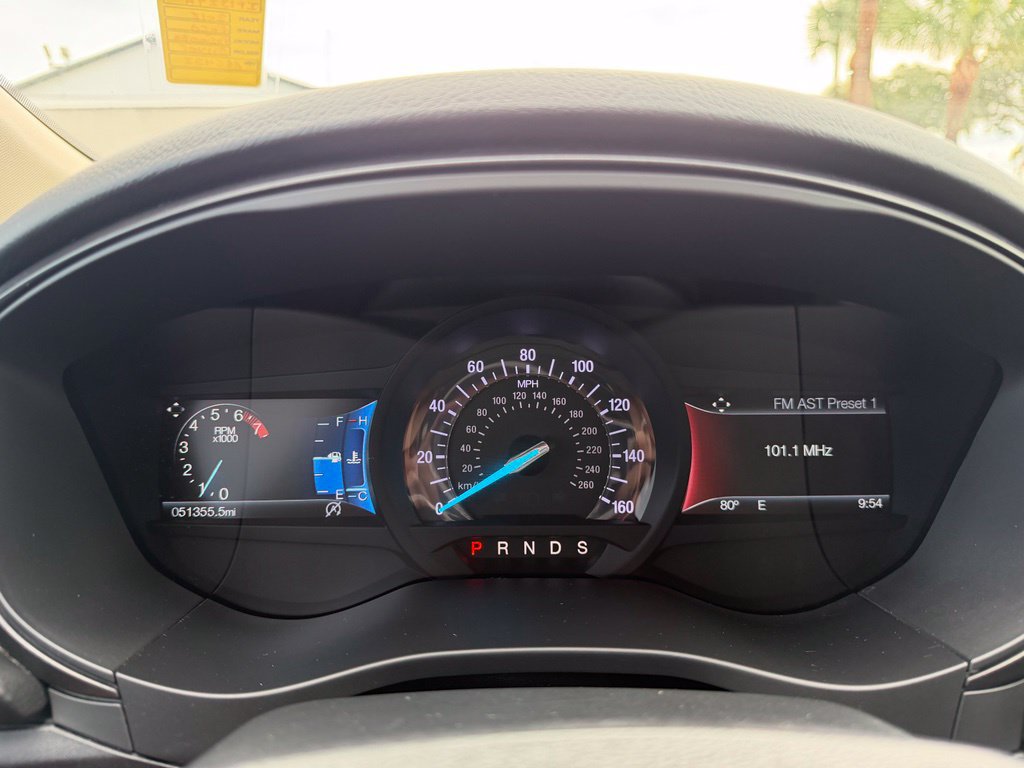 Used 2018 Ford Fusion SE w/ Equipment Group 201A FWD image 18