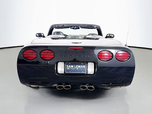 Used 2001 Chevrolet Corvette Convertible w/ Preferred Equipment Group2 image 6