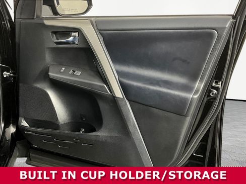 Used 2018 Toyota RAV4 XLE AWD/4WD image 26