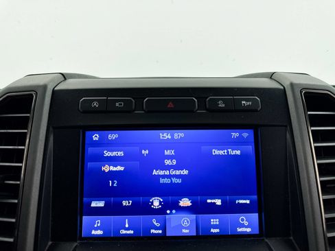 Used 2020 Ford F150 Raptor w/ Equipment Group 802A Luxury AWD/4WD image 19
