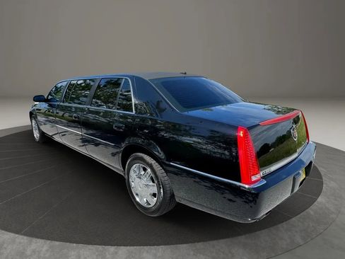 Used 2007 Cadillac DTS FWD image 6
