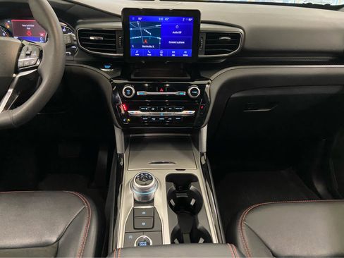 Used 2023 Ford Explorer ST-Line w/ Class IV Trailer Tow Package image 22