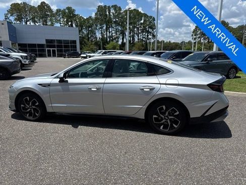 Used 2025 Hyundai Sonata SEL FWD image 11