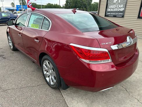 Used 2011 Buick LaCrosse CXS w/ Driver Confidence Package FWD image 7