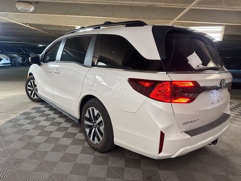 Used 2025 Honda Odyssey EX-L image 5