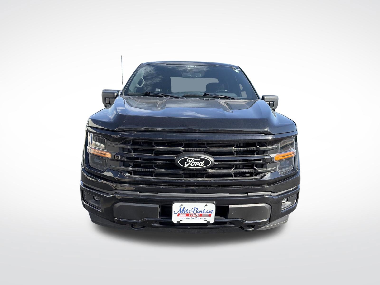 Used 2024 Ford F150 XLT w/ XLT Black Appearance Package AWD/4WD image 3
